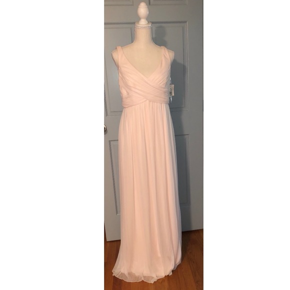 Beautiful Blushing Pink Dress w Drop Back. - Picture 1 of 8